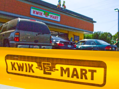 Kwik-E-Mart - Burbank