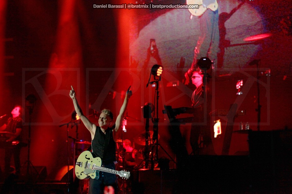 Depeche Mode - Live