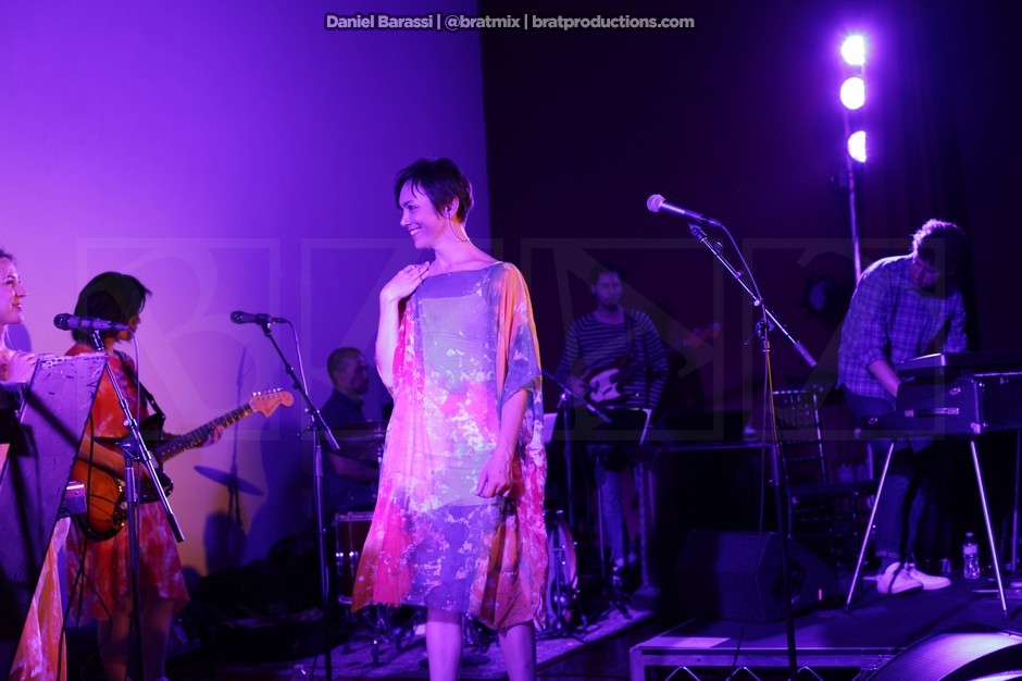 The Bird And The Bee - Live